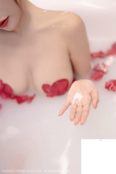 【Xiuren秀人系列】2022.02.14 NO.4581 王馨瑤 完整版無水印寫真【82P】