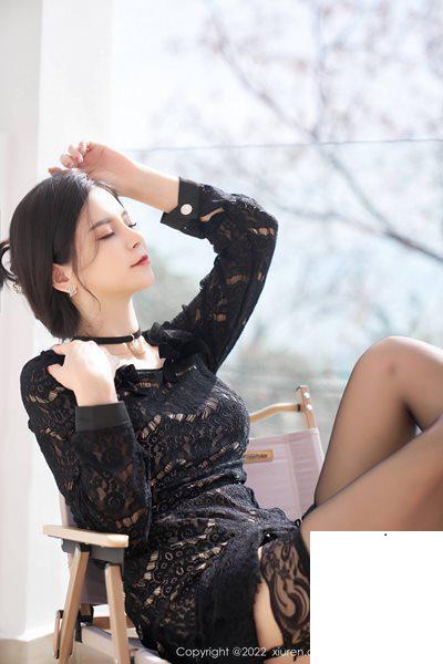 【Xiuren秀人系列】2022.03.04 No.4670 詩詩 完整版無水印寫真【76P】