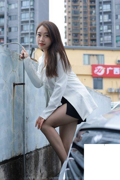 【IESS異思趣向系列】天天意願《 小婕的冷豔嘿絲 》小婕【82P】