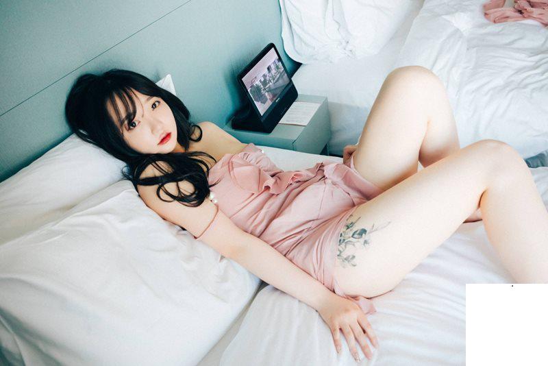 【陸模私拍】陸模- 珈珈 氣質美模無聖光私拍福利圖 (二) (100P)