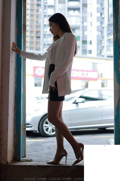 【IESS異思趣向系列】天天意願《 小婕的冷豔嘿絲 》小婕【82P】