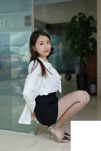 【IESS異思趣向系列】天天意願《 小婕的冷豔嘿絲 》小婕【82P】