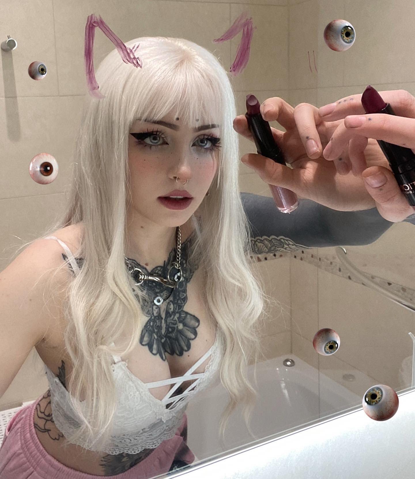 OnlyFans Runa Byt 3 主演 Runa Byt 3 性爱照片