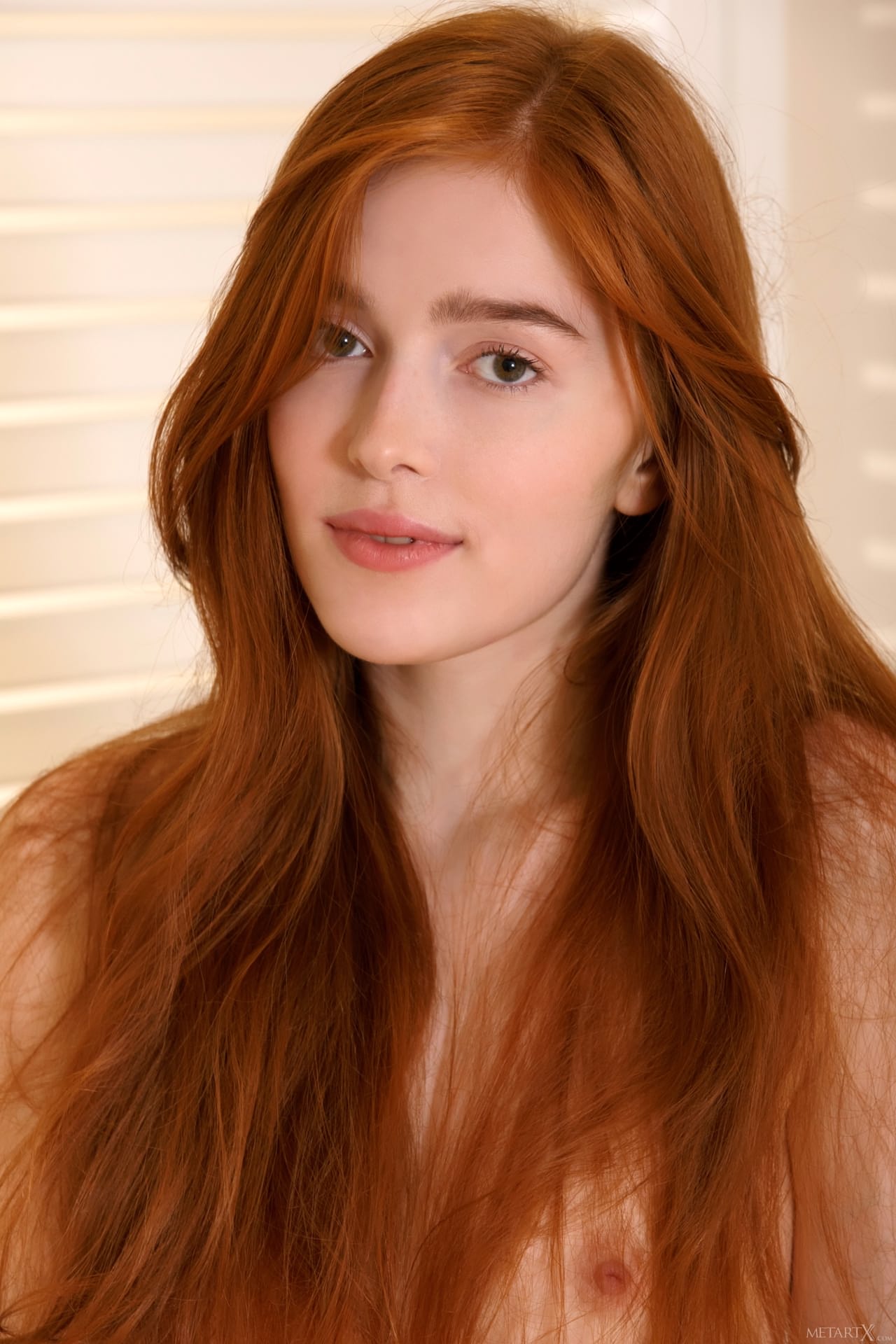 红发少女 Jia Lissa 裸露小乳房后揉搓爱穴