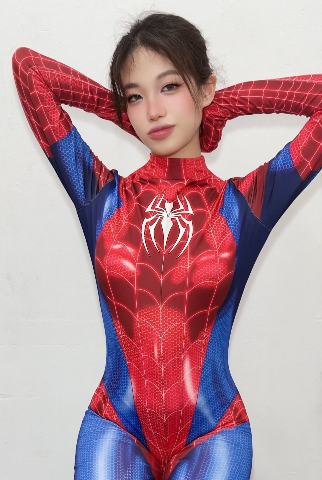 OnlyFans 基拉VIP专属频道，内含基拉VIP成人写真
