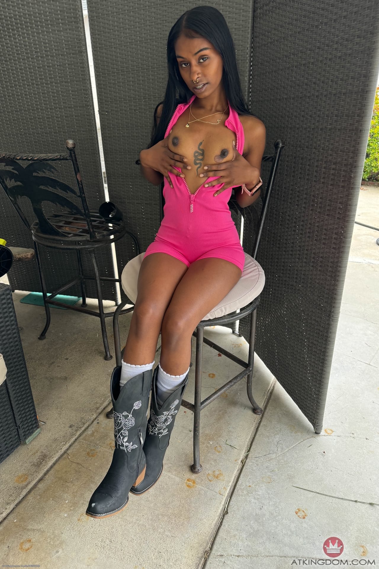 ATK Petites 由 Fae Love Porn Pics 表演