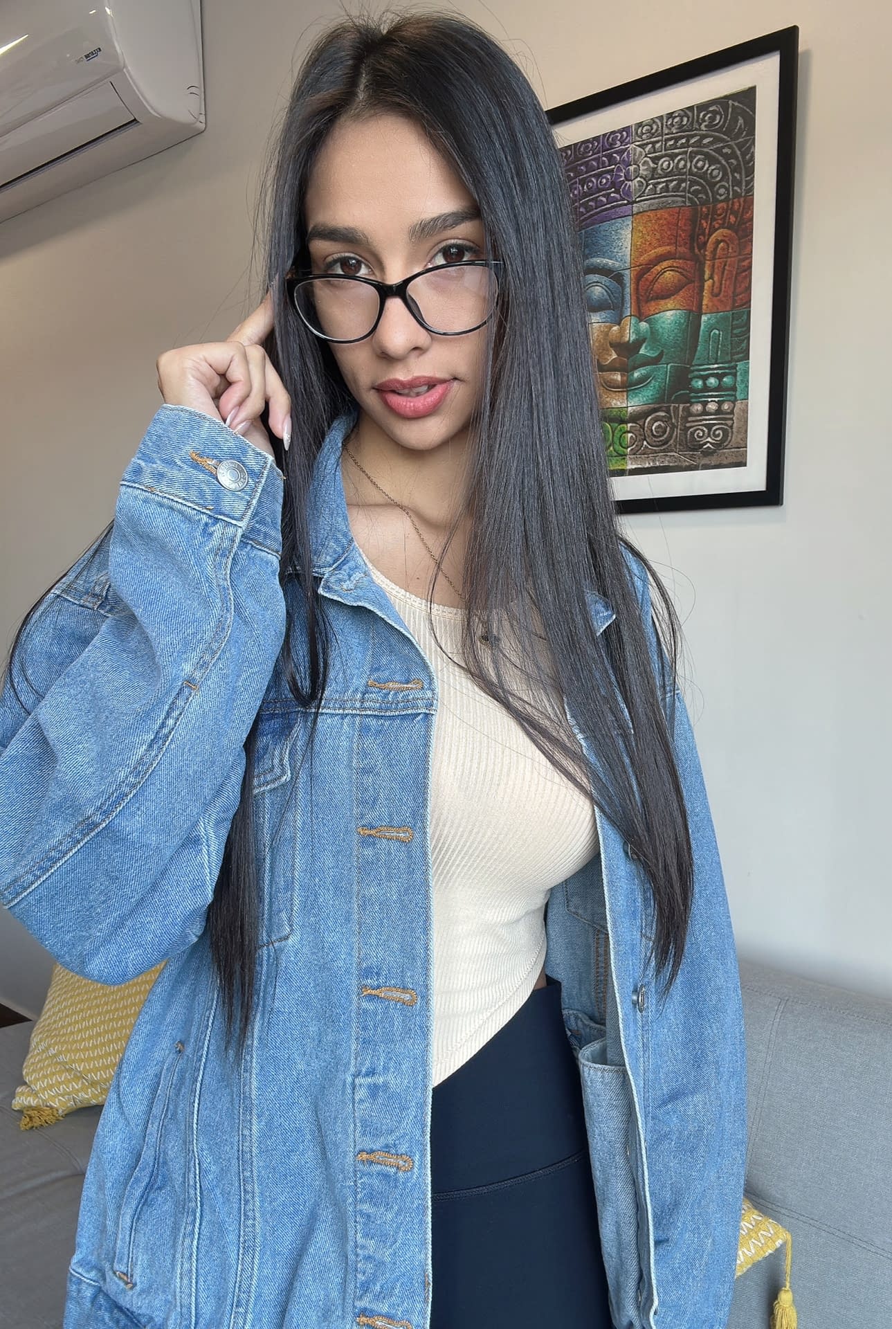 可爱迷人的OnlyFans美女妮娜·福克西身着性感装扮摆拍的合集