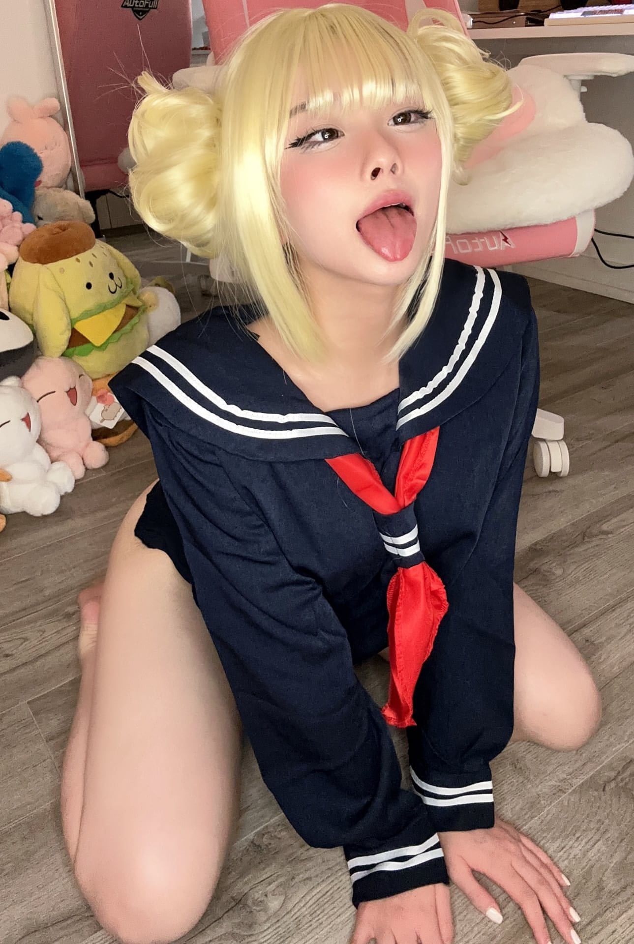 漂亮的 OnlyFans 凸轮宝贝 Mya Miraa 在性感合辑中炫耀她的大屁股