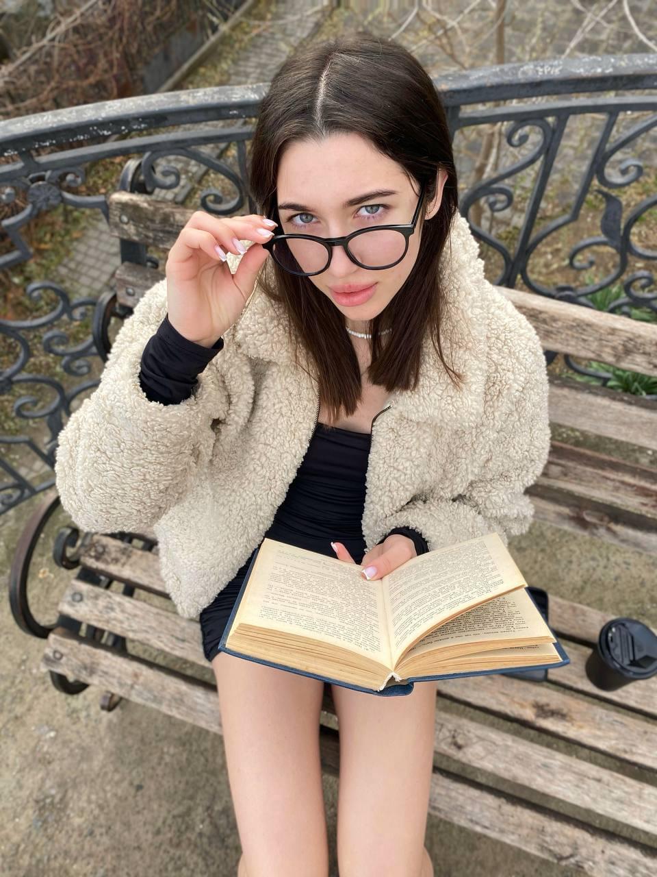 OnlyFans Emily Berryy 特写 Emily Berryy 热门 XXX
