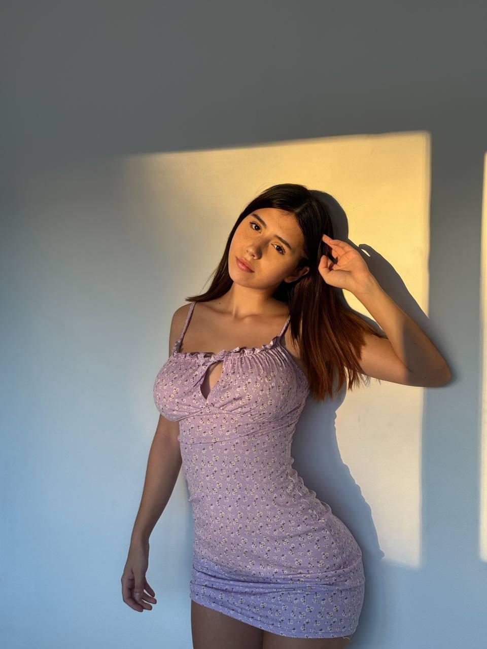OnlyFans Llolla 可爱火辣 XXX