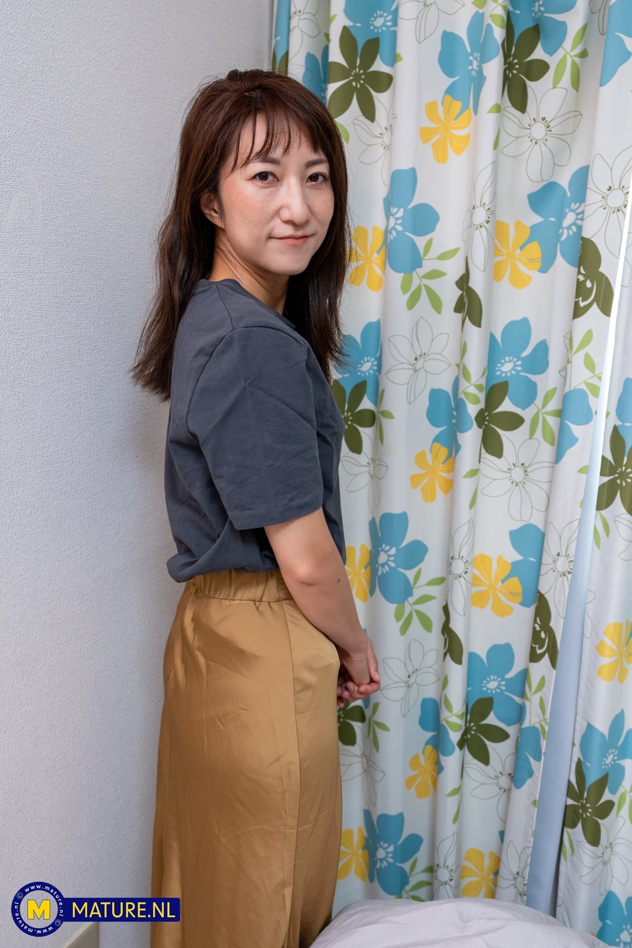 Doggy Harukaze、Mika Takahashi 主演的 Mature NL XXX Gallery