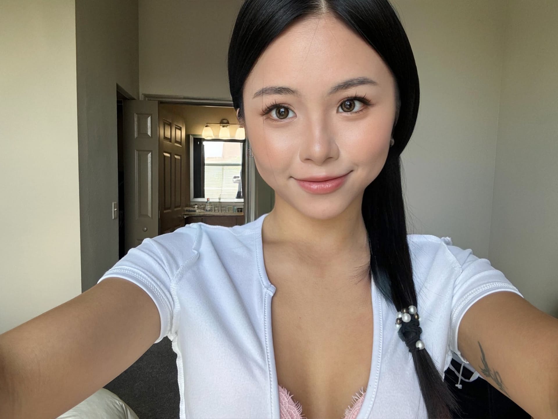 OnlyFans 露芙·汉娜·祖基 特别呈现 露芙·汉娜·祖基 XXX 图片