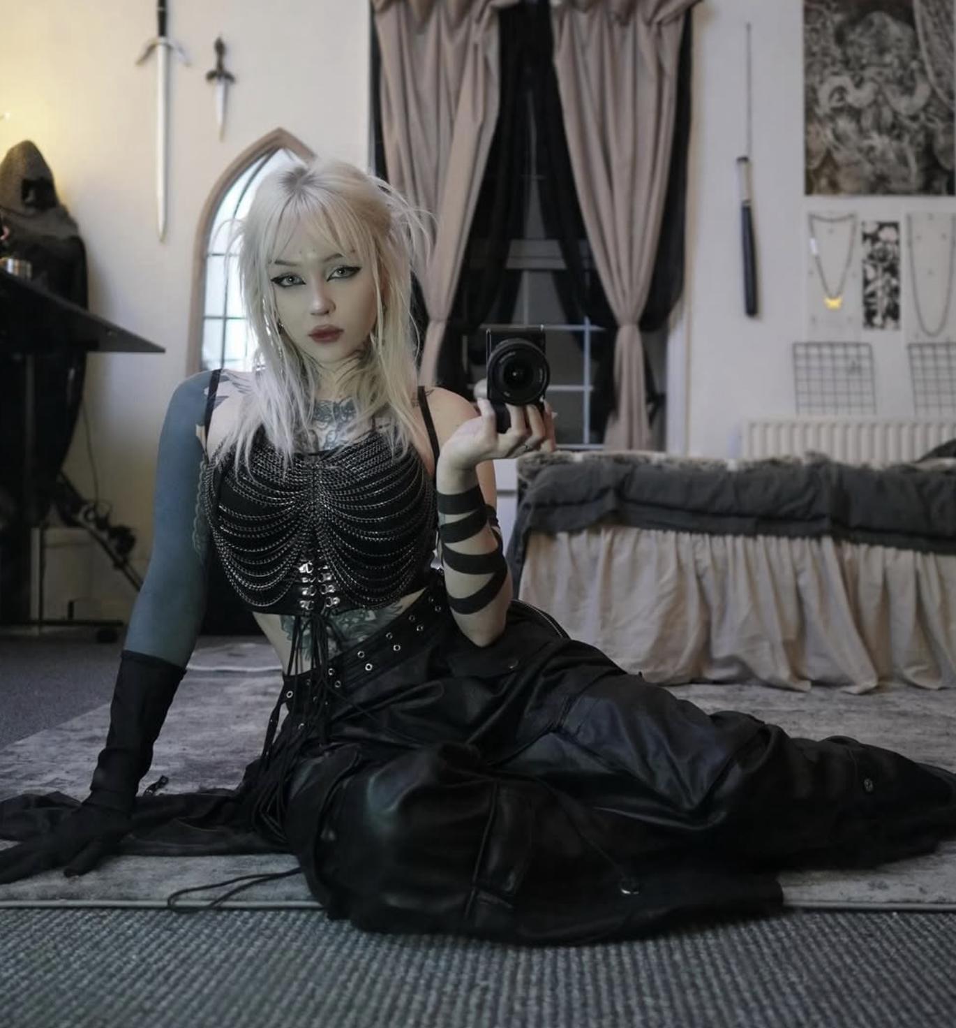 OnlyFans Runa Byt 3 主演 Runa Byt 3 性爱照片