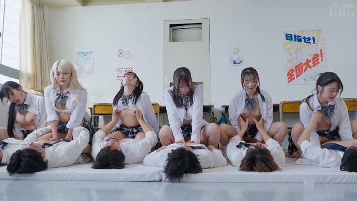 ボクたちの学校にある【特別性交科】は男女共に性欲が強ければ優等生！ ここはSEXに特化した絶倫学生の養成学科。日々、性について学び、体験していく生徒たち。欲望を抑えるのではなく、正しく理解することがここでは評価される。Uncensored-HUNTC-619